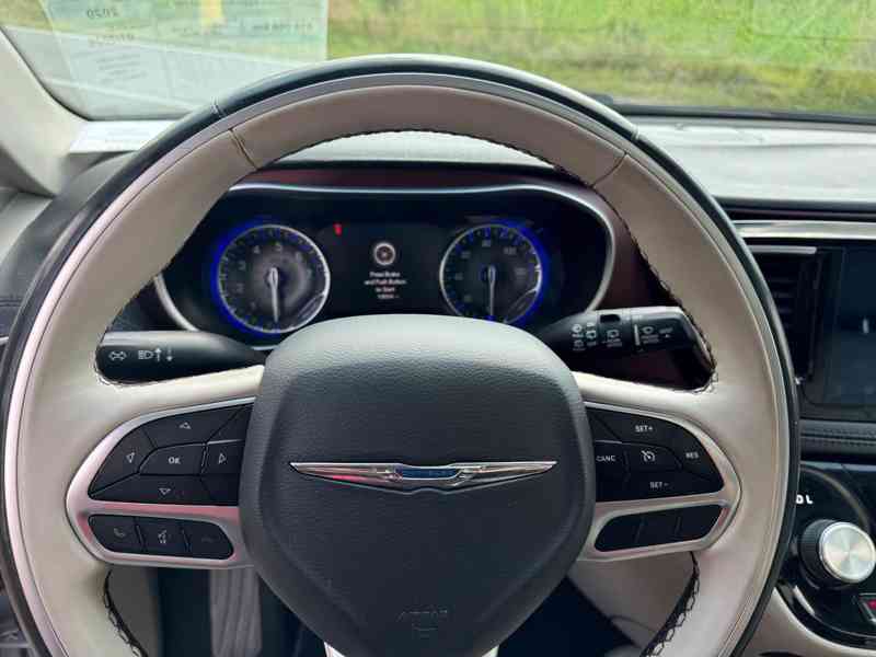 Chrysler Pacifica 3,6 RU Limited Sunroof 2020 - foto 22