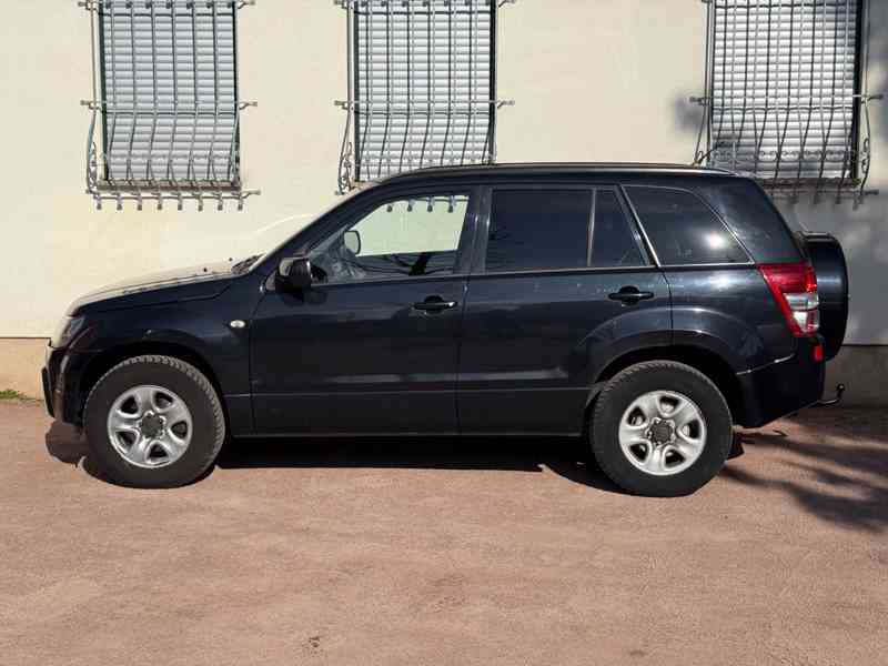 Suzuki Grand Vitara 2.0i Comfort benzín 103kw - foto 14