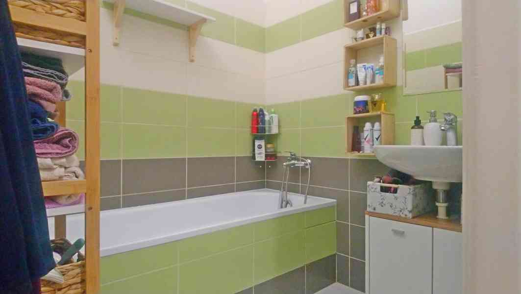Pronájem 2+kk, 60m2+parkování (LBC centrum, ul. Pražská) - foto 3