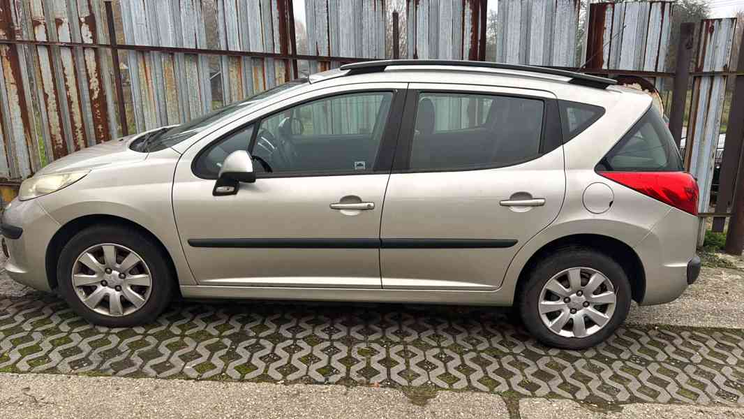 Peugeot 207sw 1.6 hdi - foto 1