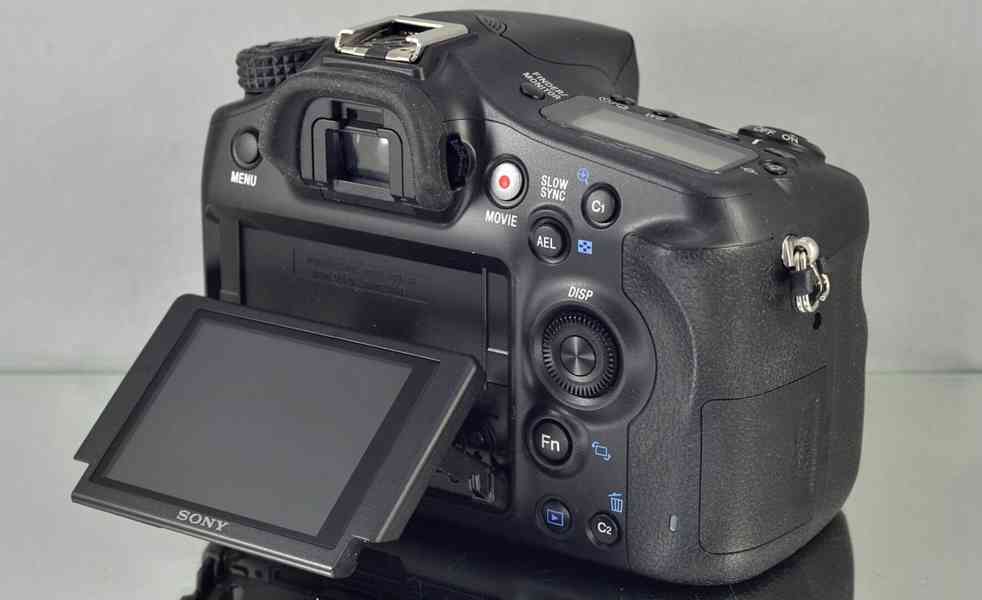 Sony SLT- A68 *DSLR* APS-C CMOS*Full HDV*1250 Exp. - foto 6