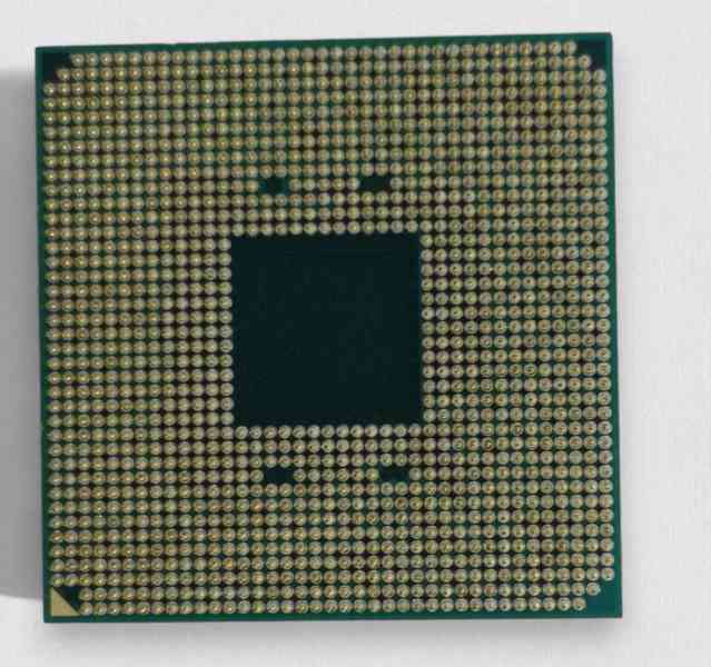 AMD Ryzen 7 5700X - foto 2