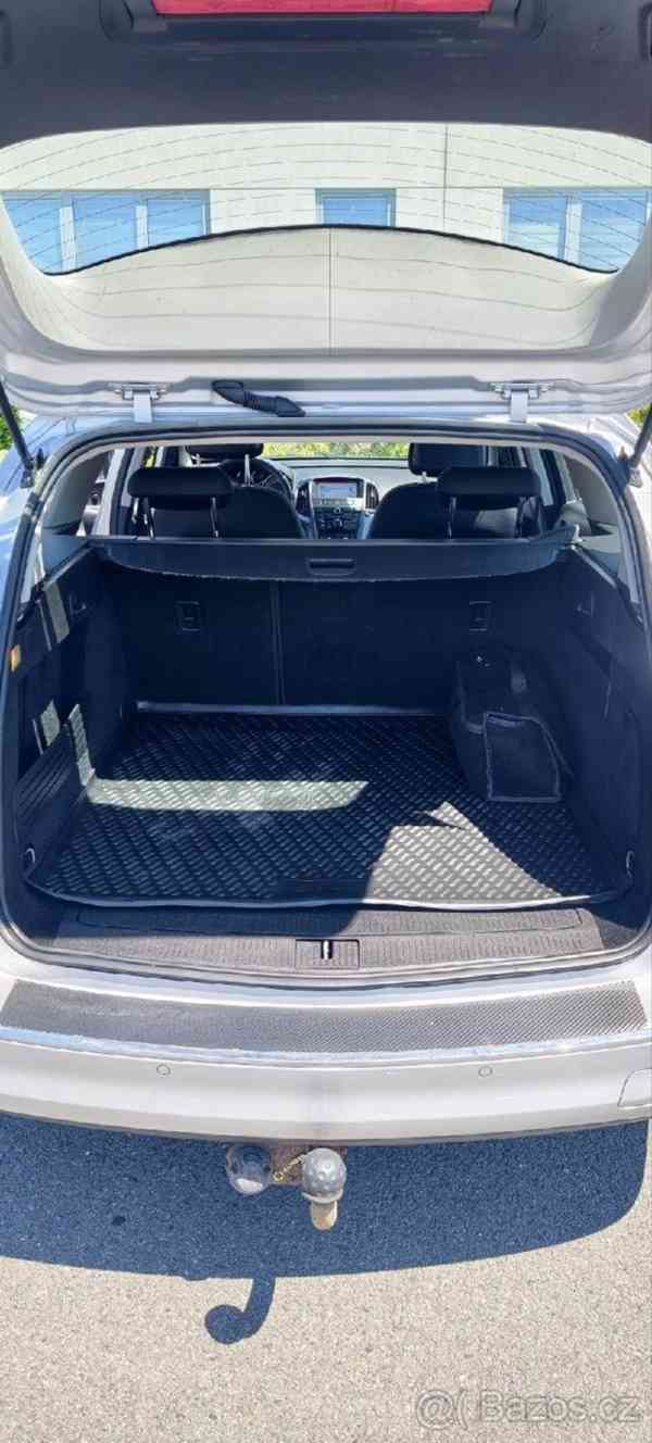Opel Astra 1,4   sport tourer - foto 13