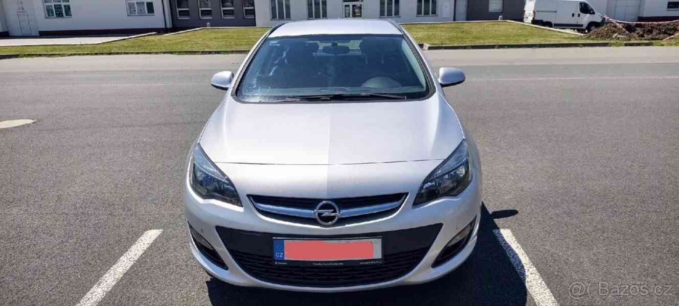 Opel Astra 1,4   sport tourer - foto 7