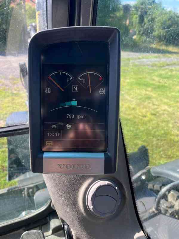 Kolové rypadlo Volvo EW160C (Možnost leasingu) - foto 12