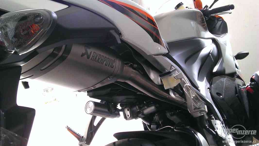 prodám motorku Honda CBR 600 RR ABS limitem Edition 2011 - foto 3