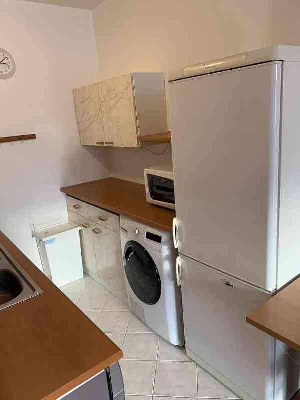 Pronájem bytu 2+kk 48 m² - foto 5