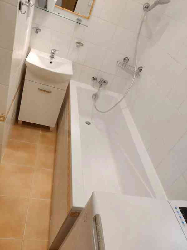 Pronájem bytu 2+kk 48 m² - foto 8