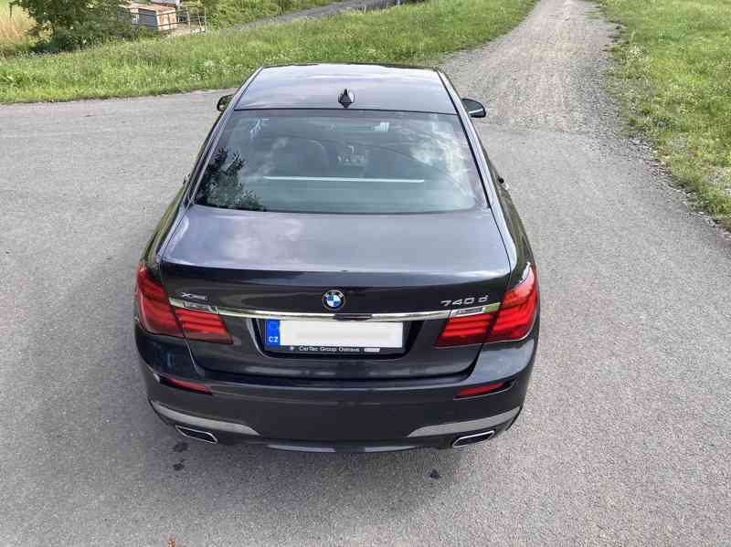 BMW 740d xDrive - foto 2