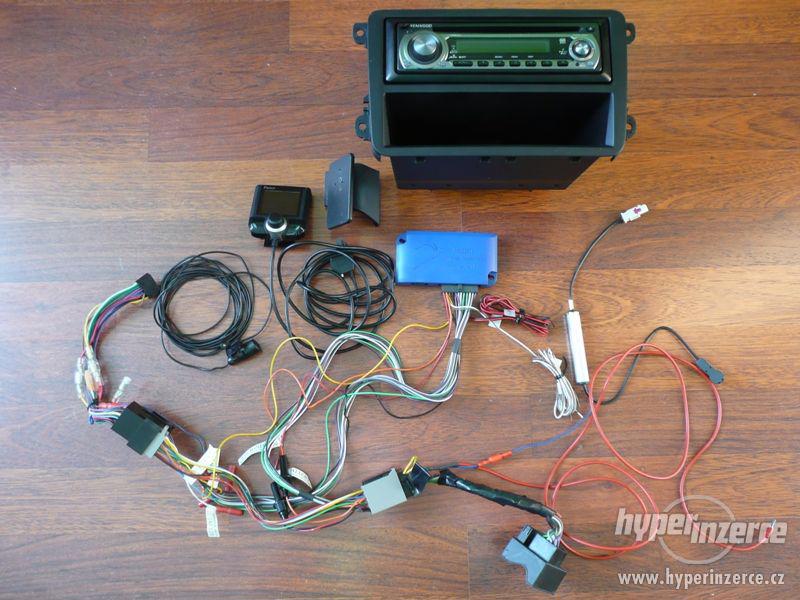 Autorádio Kenwood + handsfree Parrot 3200 LS Color - foto 1