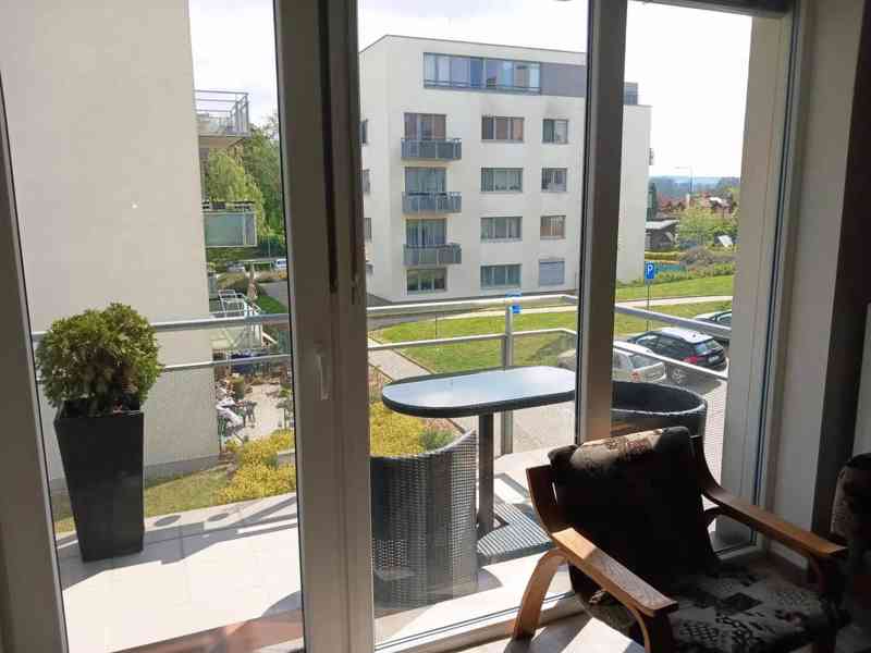 Pronájem bytu 2+kk 61 m² - foto 5