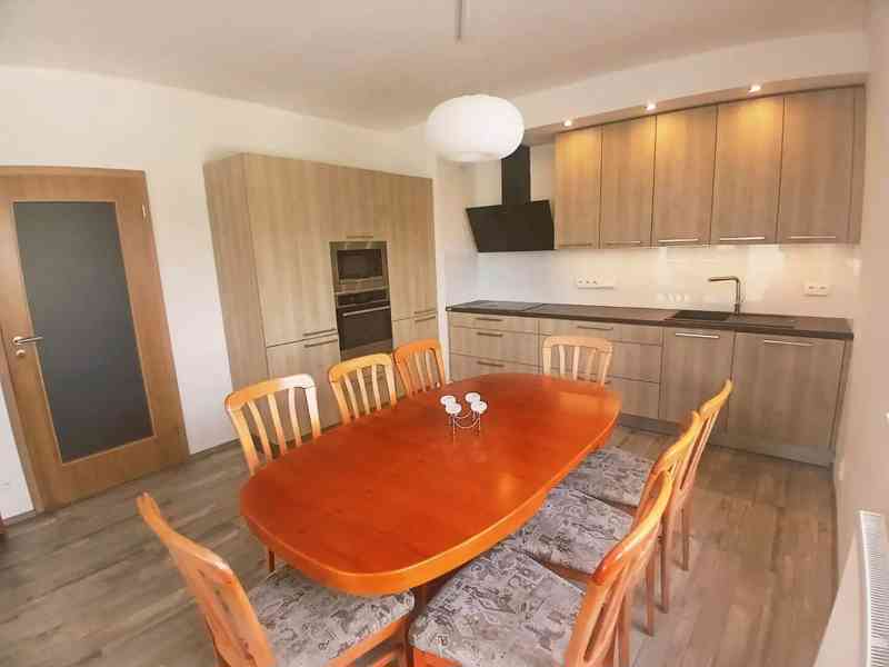 Pronájem bytu 2+kk 61 m² - foto 3