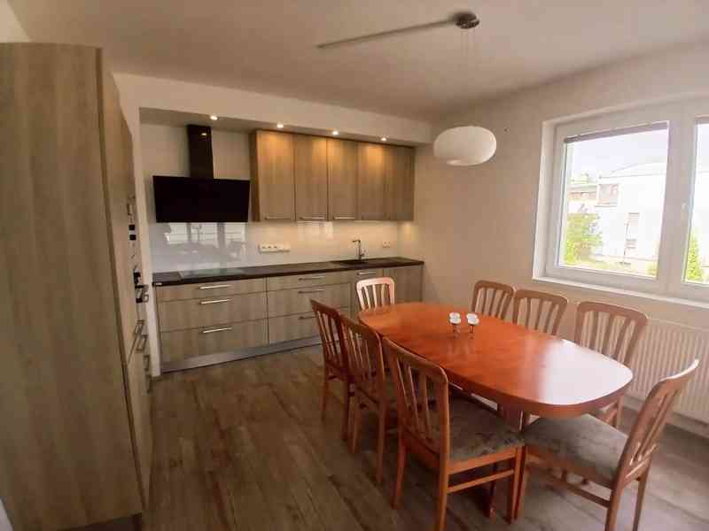 Pronájem bytu 2+kk 61 m² - foto 4