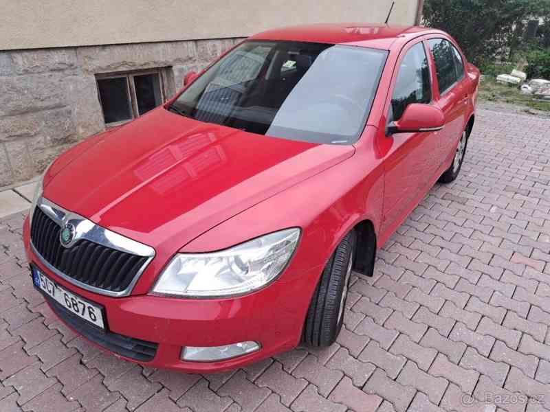 Škoda Octavia 2,0   2 - foto 5