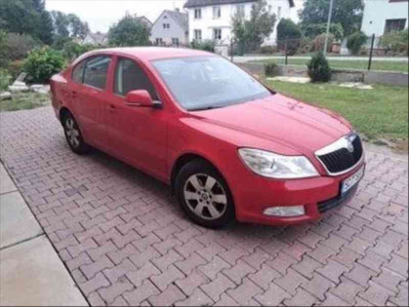 Škoda Octavia 2,0   2 - foto 3