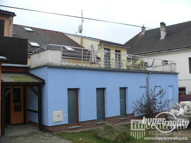 Prodej komerční nemovitosti 261 m2 Třešťská, Batelov - foto 2