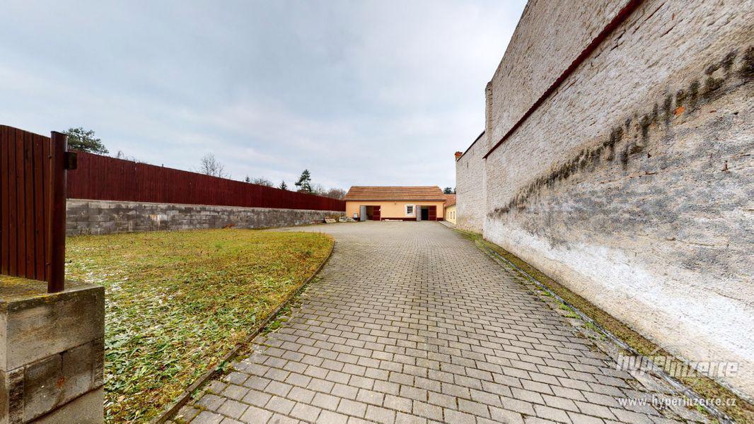 Pronájem  komerčních   prostor v Ivančicích - foto 12