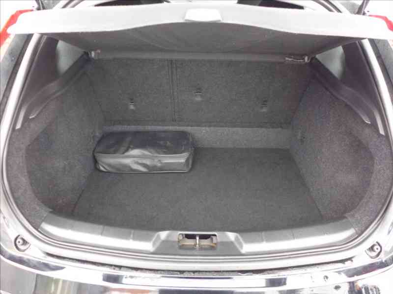 Volvo V40 1,6 D2 DIGI AC KAMERA SERVIS - foto 8