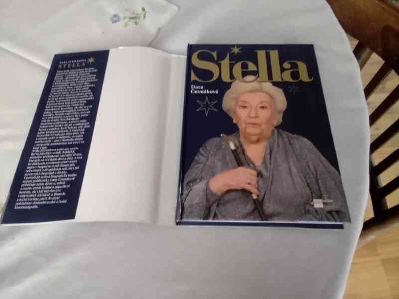 Stella - životopis - foto 2
