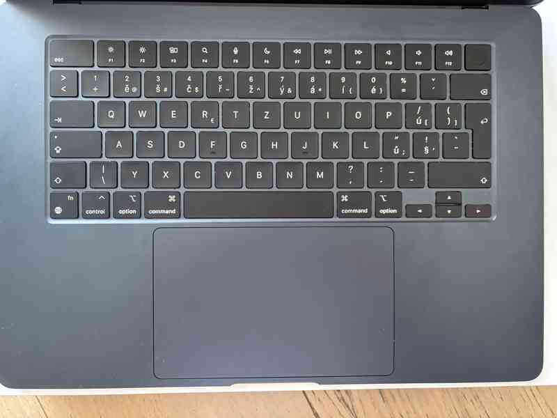 Zánovní 15" Apple MacBook Air M3, 16GB/SSD 256GB - záruka - foto 2
