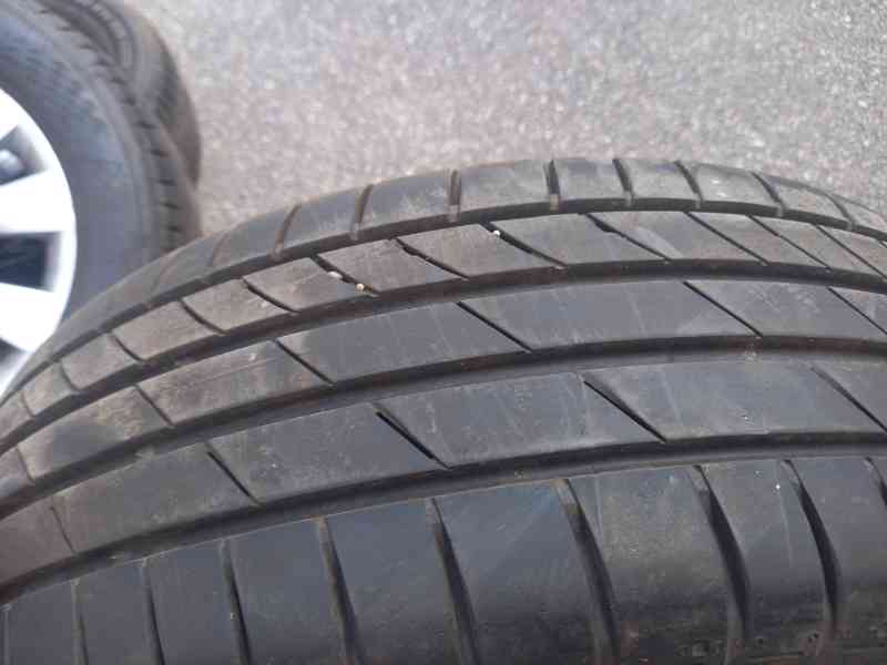 Pěkná letní ALU sada Š.Kamiq/Scala+205/60R16 Bridgestone - foto 10