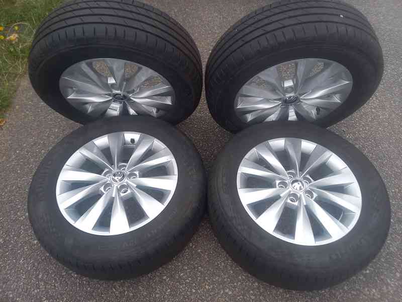 Pěkná letní ALU sada Š.Kamiq/Scala+205/60R16 Bridgestone - foto 24