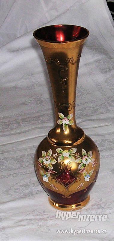 váza - růžové zlacené novoborské sklo s vysokým smaltem: - foto 1