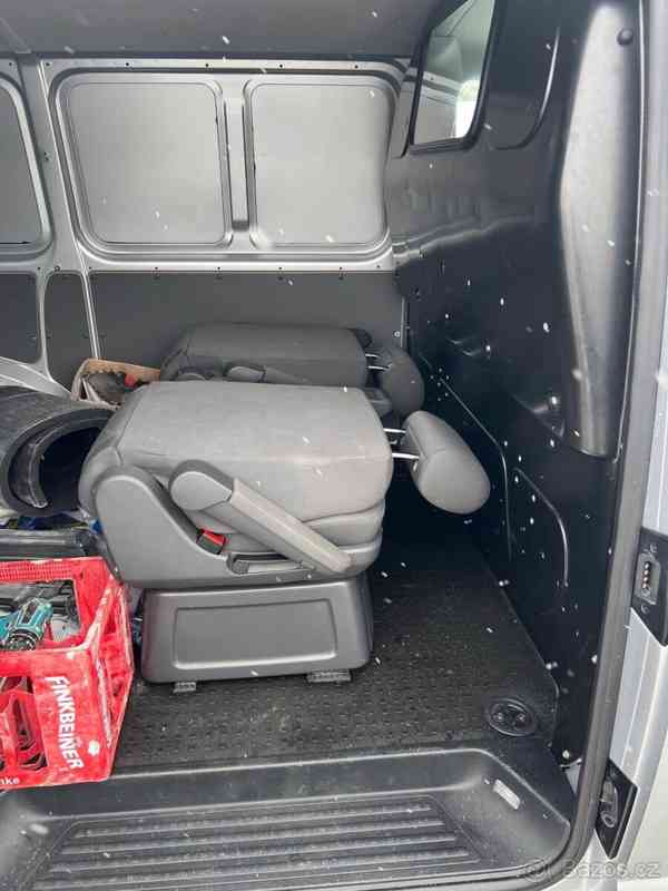 Volkswagen Transporter - foto 8