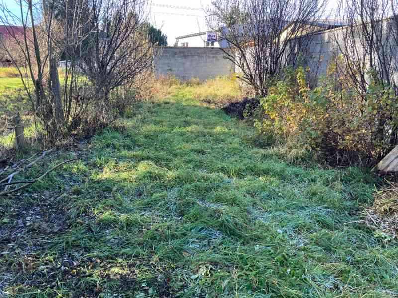 Prodám dům se zahradou na dvojparcele Polička 931 m2 - foto 9