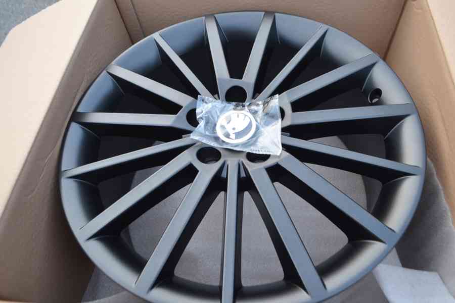 Škoda Octavia III (i RS) –NOVÉ 18 Alu disky 7Jx18 ET51,black - foto 6