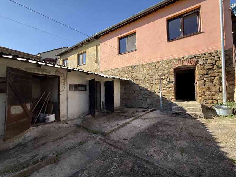 PRONÁJEM RODINNÉHO DOMU 2+1 SE ZAHRADOU V OBCI ROSICE - foto 17