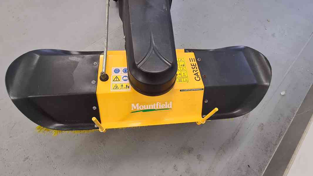 Zametací stroj - motorový zametač - foto 5