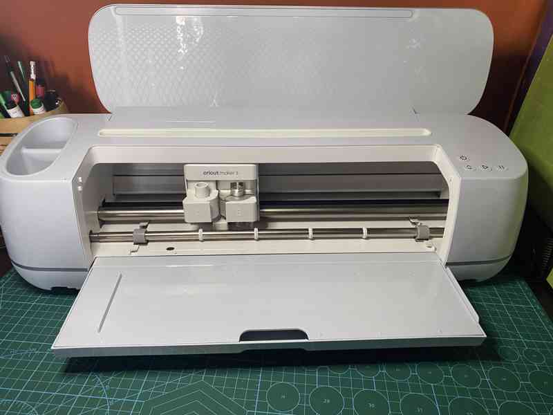 Řezací plotr Cricut Maker 3 - foto 2