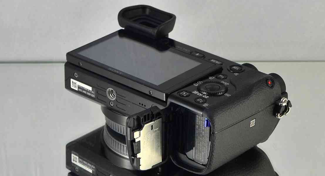 Sony A 6000 CMOS 24 Mpix*Full HDV*WIFI/NFC 980 Exp - foto 7