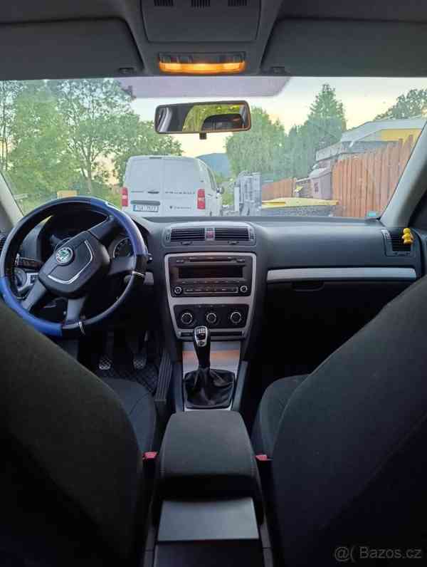 Škoda Octavia 1,4 - foto 9