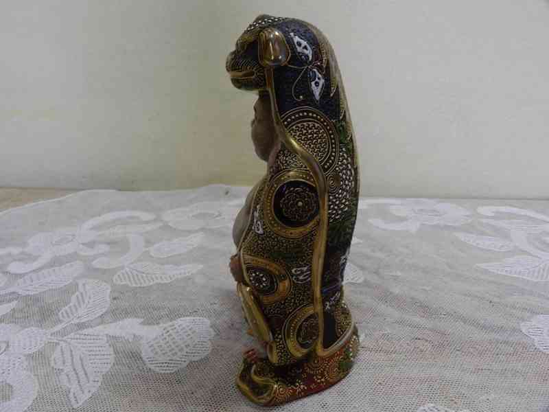 Luxusní Japonská bohatě zdobená soška Bůh Bůžek Satsuma  - foto 7