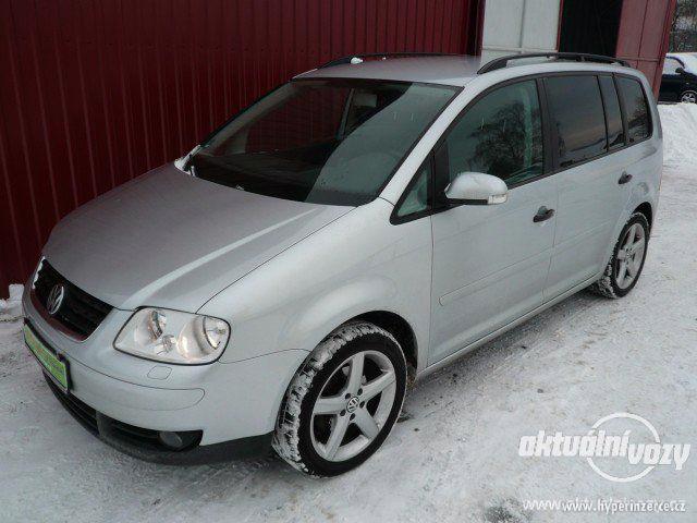 Volkswagen Touran 2.0, plyn, rok 2006 - foto 5