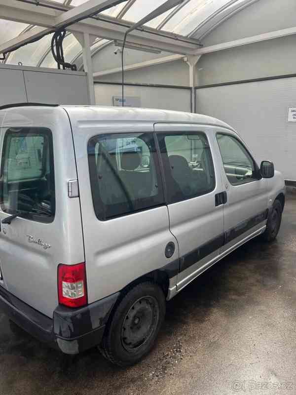 Citroën Berlingo 1,4   i R.v. 2008 Najeto 100.000 km - foto 6