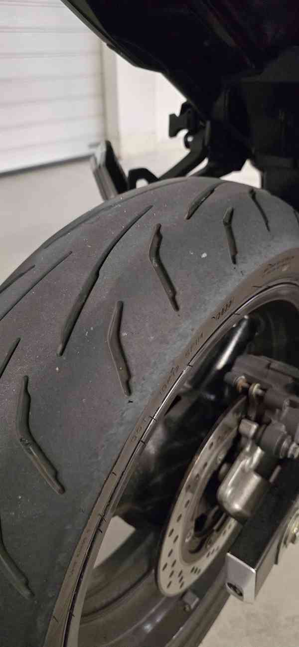 Suzuki GSF 650 Bandit - foto 5