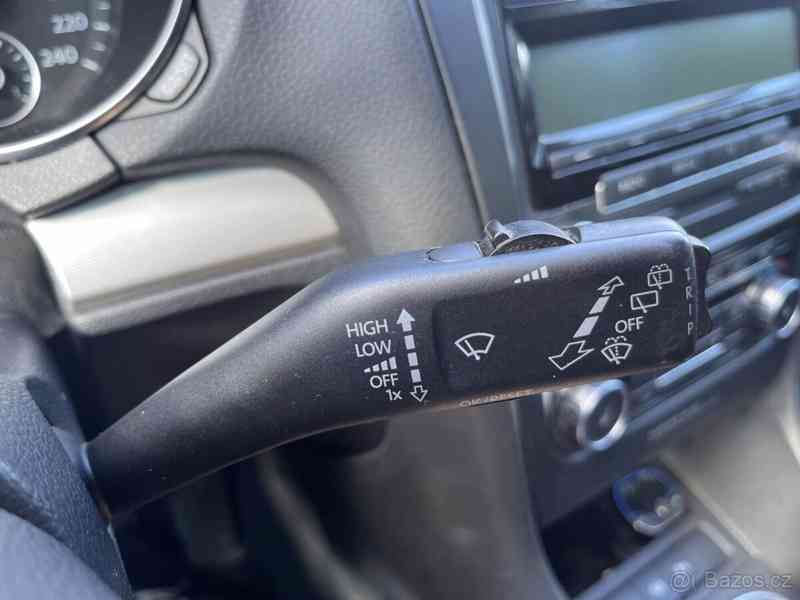 Volkswagen Golf 1,4 TSI, r.v. 2010 - foto 12