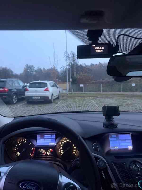 Ford Focus 2,0 - foto 6