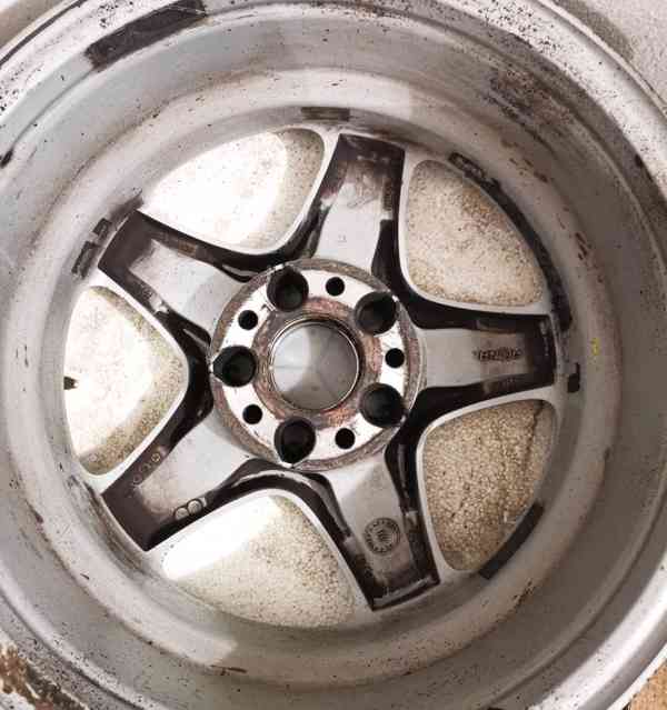 Alu disky 7Jx16H2 ET37 - foto 2