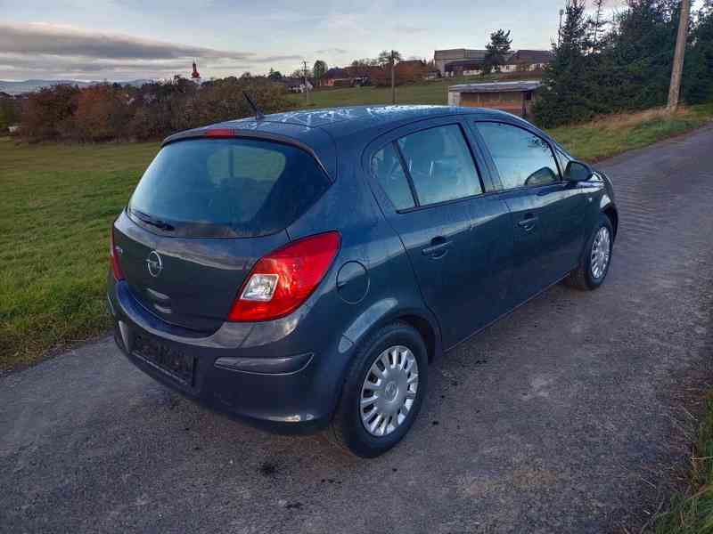 Opel Corsa D 1.2 59Kw RV. 2008 - NOVÁ STK  - foto 9