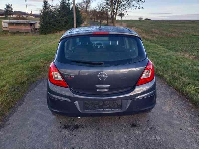 Opel Corsa D 1.2 59Kw RV. 2008 - NOVÁ STK  - foto 8