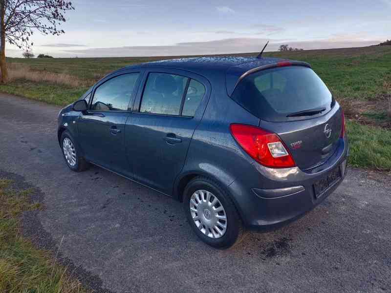 Opel Corsa D 1.2 59Kw RV. 2008 - NOVÁ STK  - foto 7