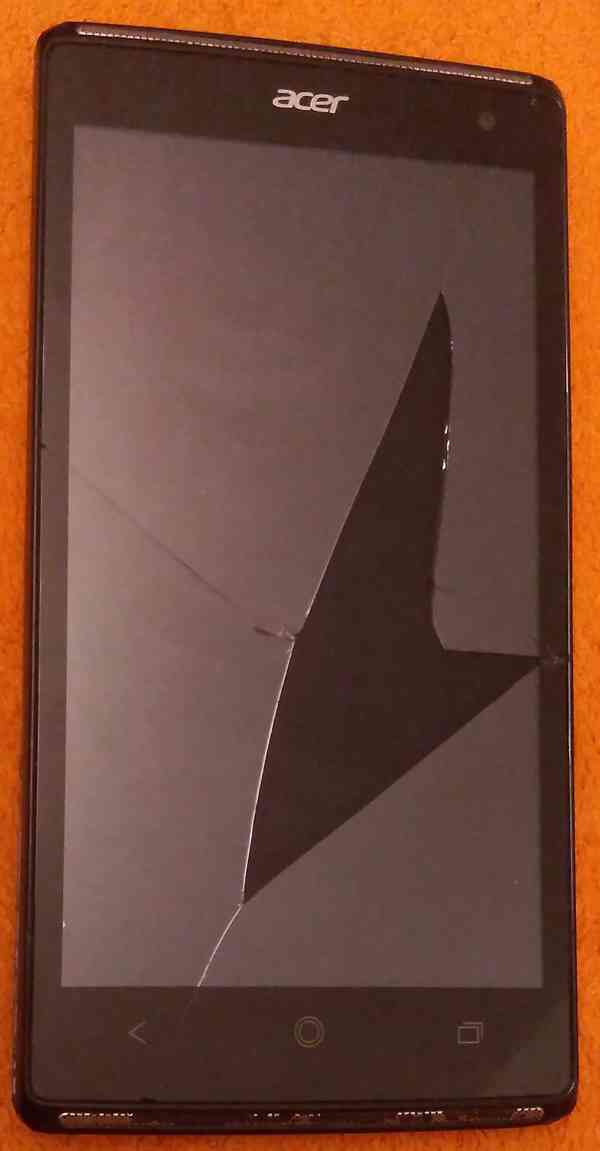 Acer Liquid Z5 +výklopný Samsung E2530 +kryty iPhone  - foto 2