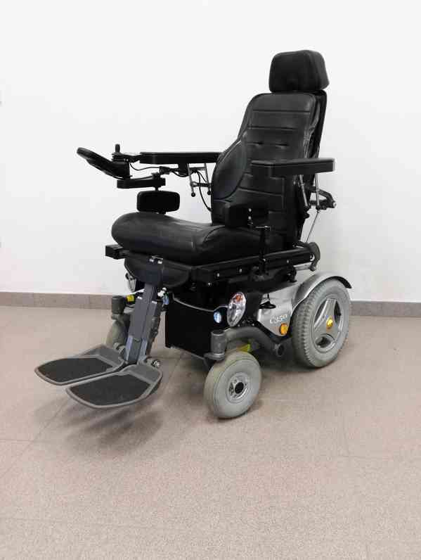 Elektrický invalidní vozík Permobil
