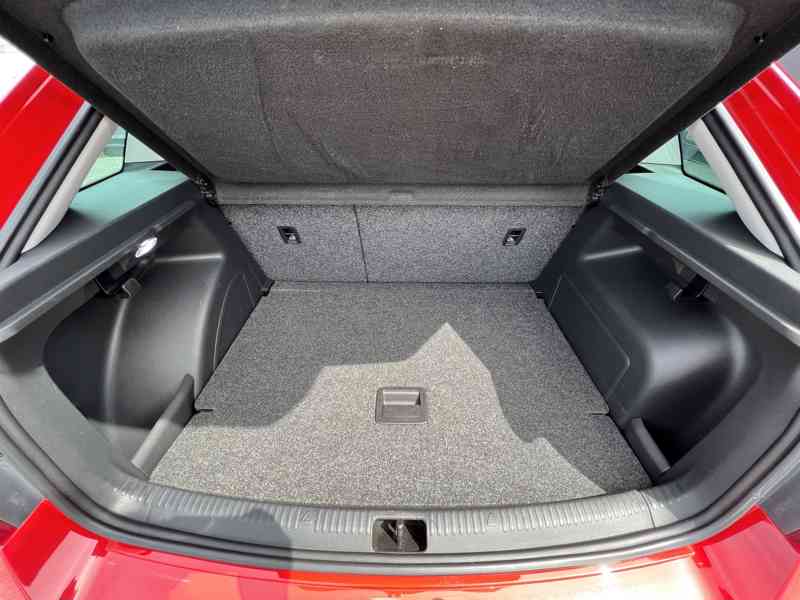 Škoda Rapid,  1.2 TSi Monte Carlo - foto 5