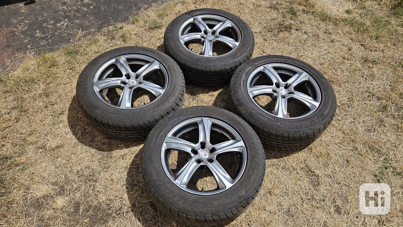 Volvo XC60 zimní kola pneumatiky 235/60R18 vzorek 8mm disky  - foto 1