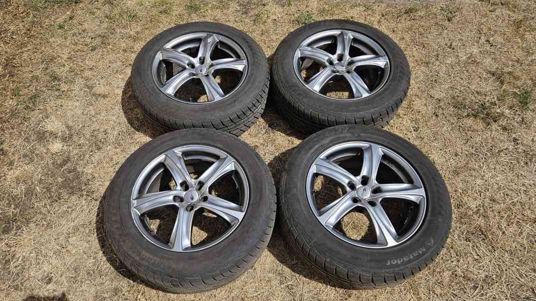 Volvo XC60 zimní kola pneumatiky 235/60R18 vzorek 8mm disky  - foto 2